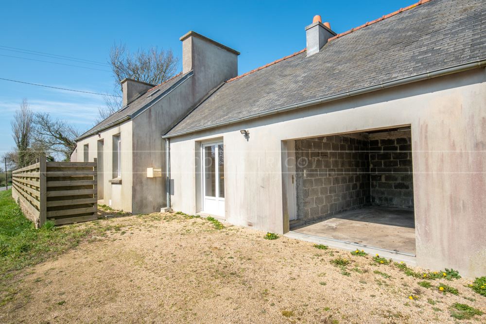 MAISON T3 - 2 CHAMBRES - PLAIN-PIED - ENVIRON 650M² DE TERRAIN - GARAGE - CAMPAGNE
